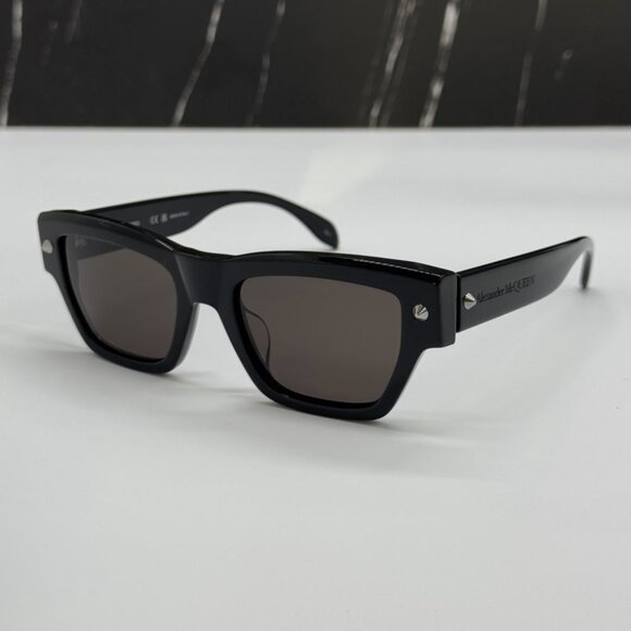 NEW AM0409S 001 ALEXANDER MCQUEEN BLACK UNISEX SUNGLASSES - Picture 7 of 10